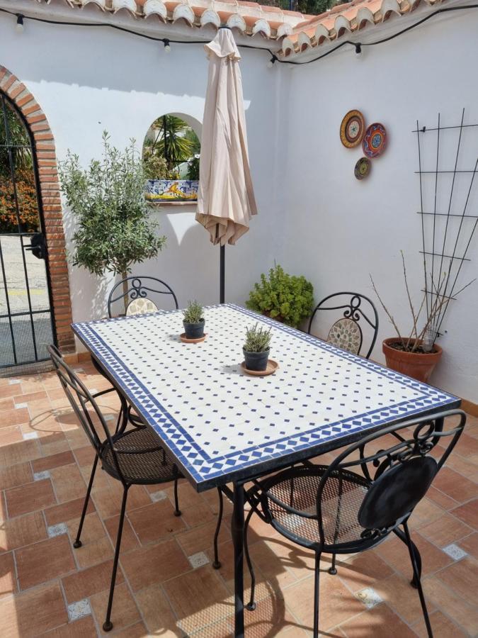 Lovely 2 Bed Apartment With Stunning Views & Pool Cómpeta Exteriör bild
